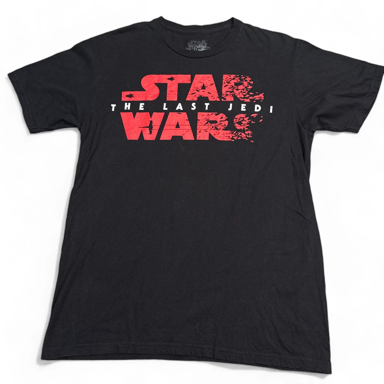 Star Wars The Last Jedi T Shirt Adult Size Medium Black Red Graphic Tee Crew S
