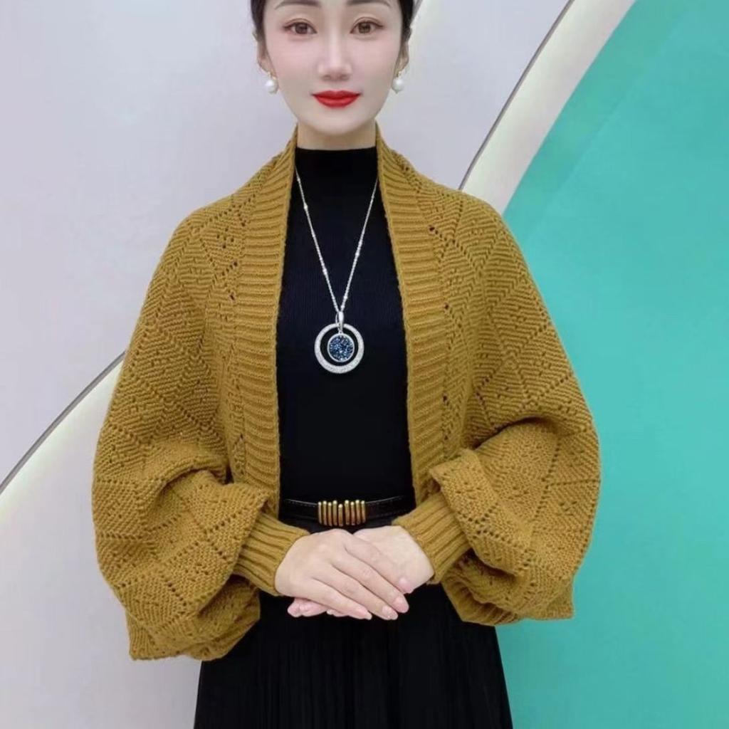 Autumn/Winter New Arrival: Knitted Close-Weave Check Shawl Warm, Versatile, Stylish & Elegant Cardigan Fashionable Outerwear