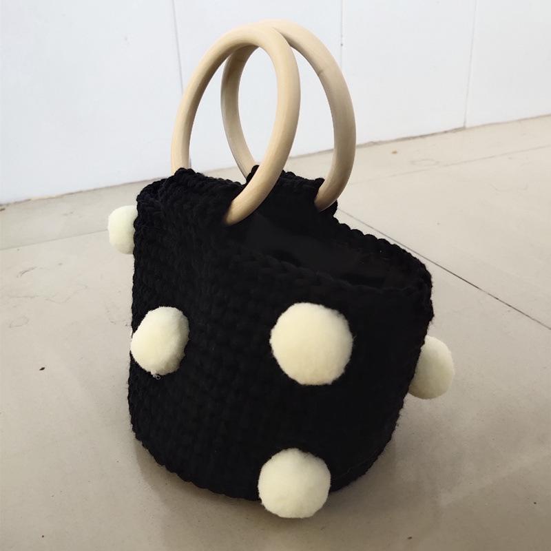 Yarn Knitting Pompom Bucket Handbag - Trendy Crochet Finished Women's Portable Bag