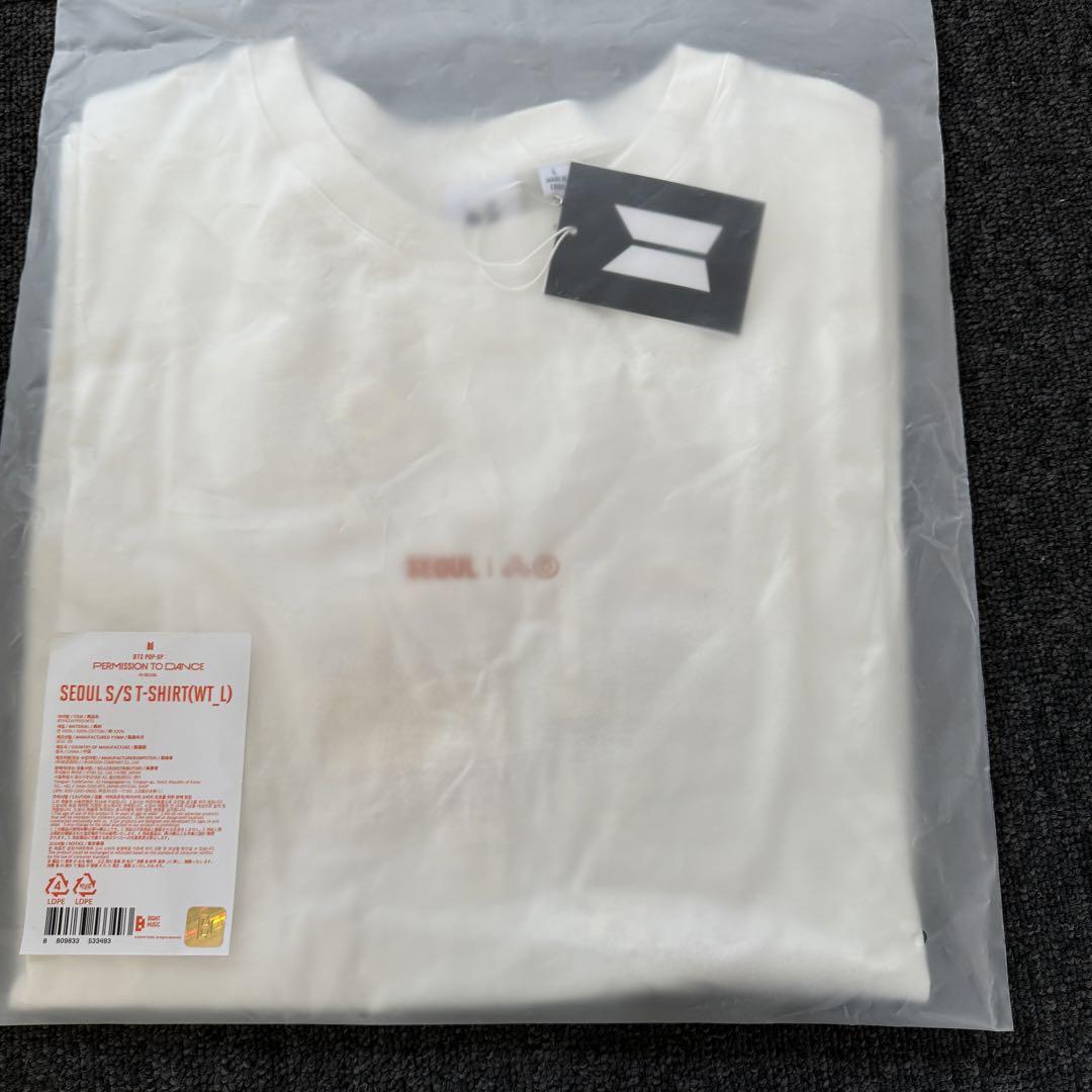 

[USED] BTS POPUP permission to dance T-shirt, size L