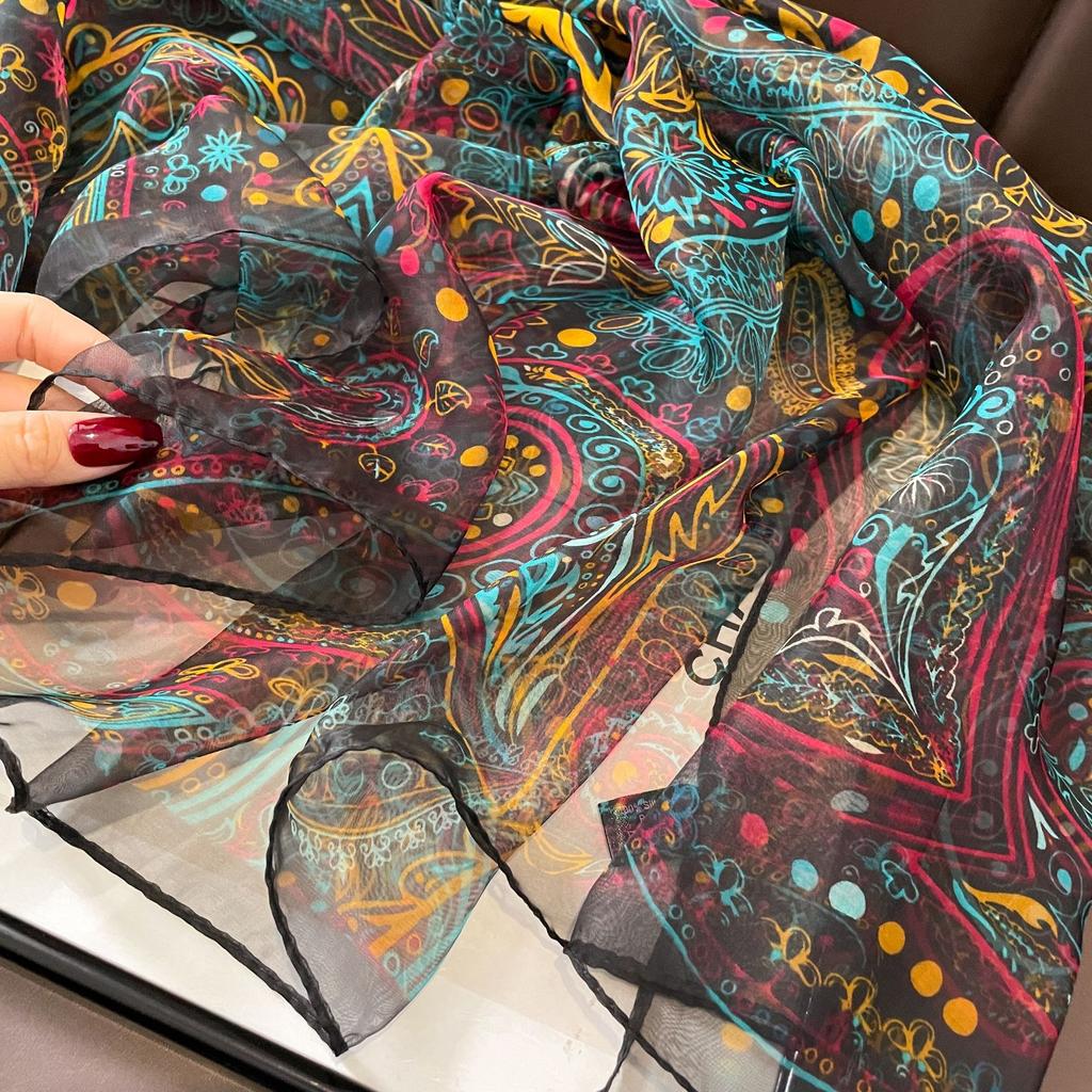Elegant Windproof Imitation Silk Classic Paisley Print Scarf Shawl Women Head Wraps Casual Outdoor Travel Beach Towel