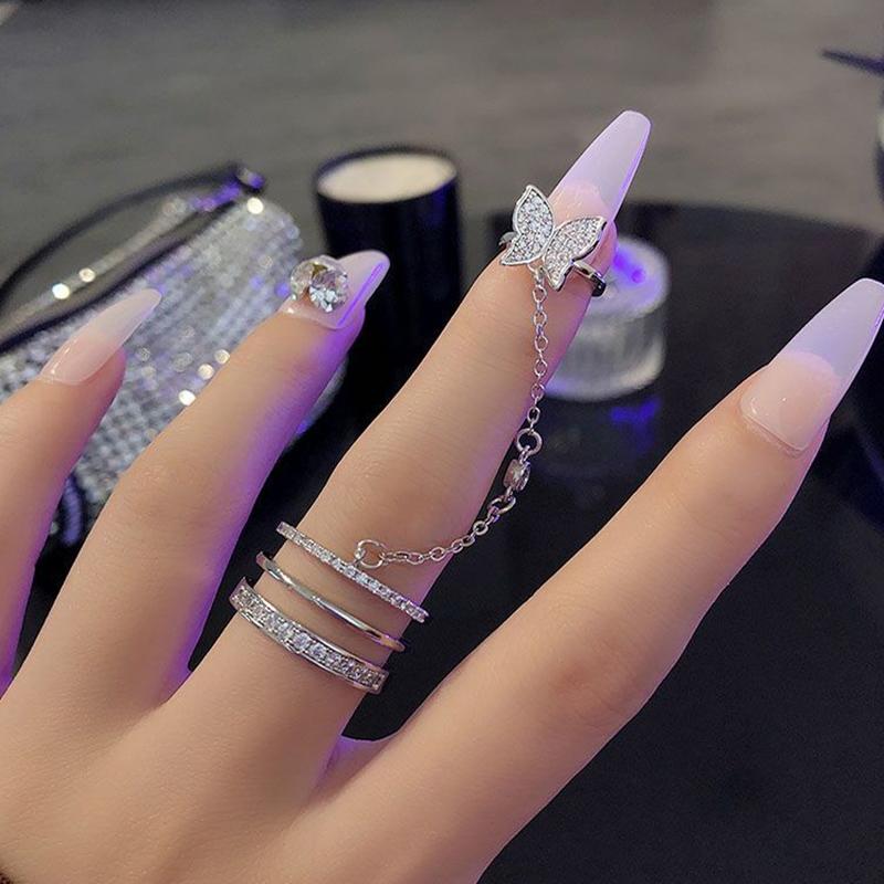 Trendy Personality Double Finger Chain Rings For Women Girls Tassel Butterfly Punk Rings Ladies Fashion Hip Hop Jewelry Gifts