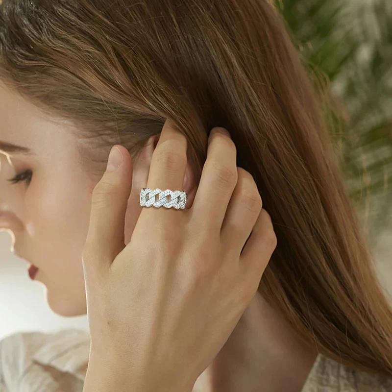 Huitan Linked Design Ring Delicate Women's Accessories Full Bright Cubic Zirconia Elegant Fashion Party Daily Versatile Jewelry