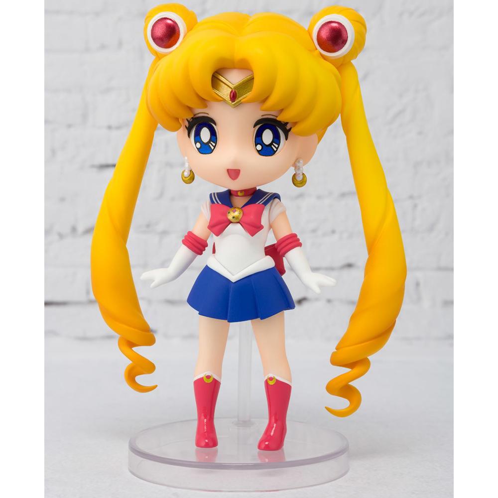 10CM Sailor Mini Moon Tsukino Usagi Sailor Moon Figure Anime Suit Desktop Golf Model Toy Gift Collection Ornaments Artwork PVC