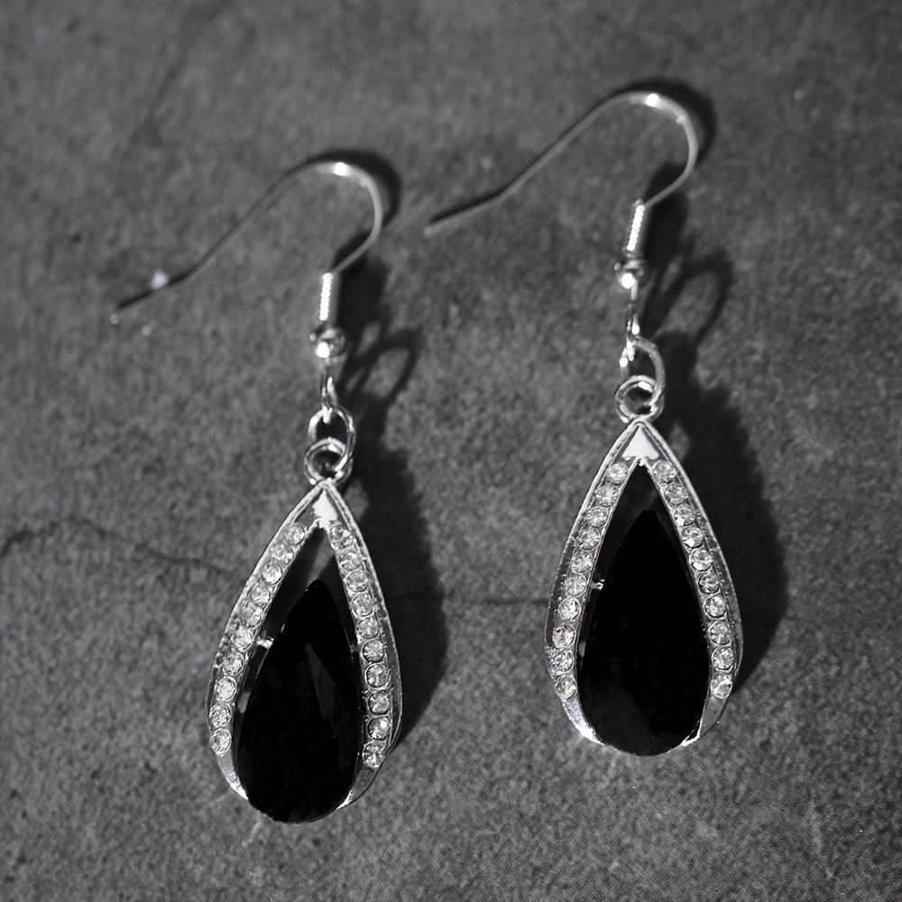 [Gothic Waterdrop Earrings] Gothic Waterdrop Earrings - 1 Pair, Hook Design, Red/Black, Retro Charm, Ideal Holiday Gift for Sister or Best Friend