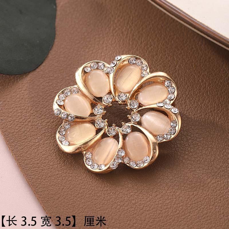 Brooch Premium Niche Accessories Versatile Creative Women's Collar Pin Diamond Anti-light Temperament Corsage