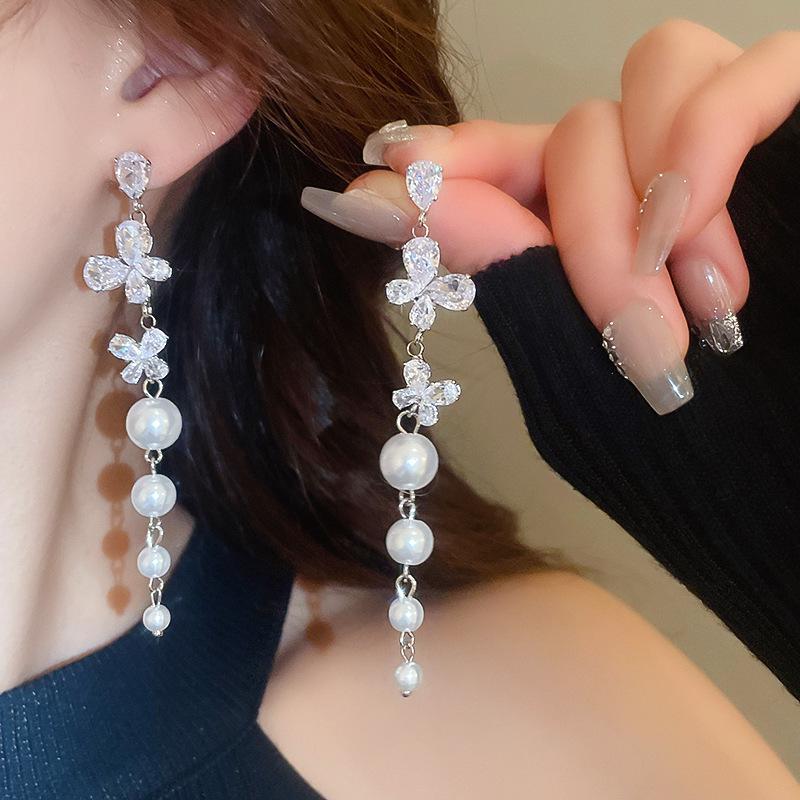 

Геометрические серьги с серебряными иглами, стразами и жемчугом - Элегантный французский ретро-стиль