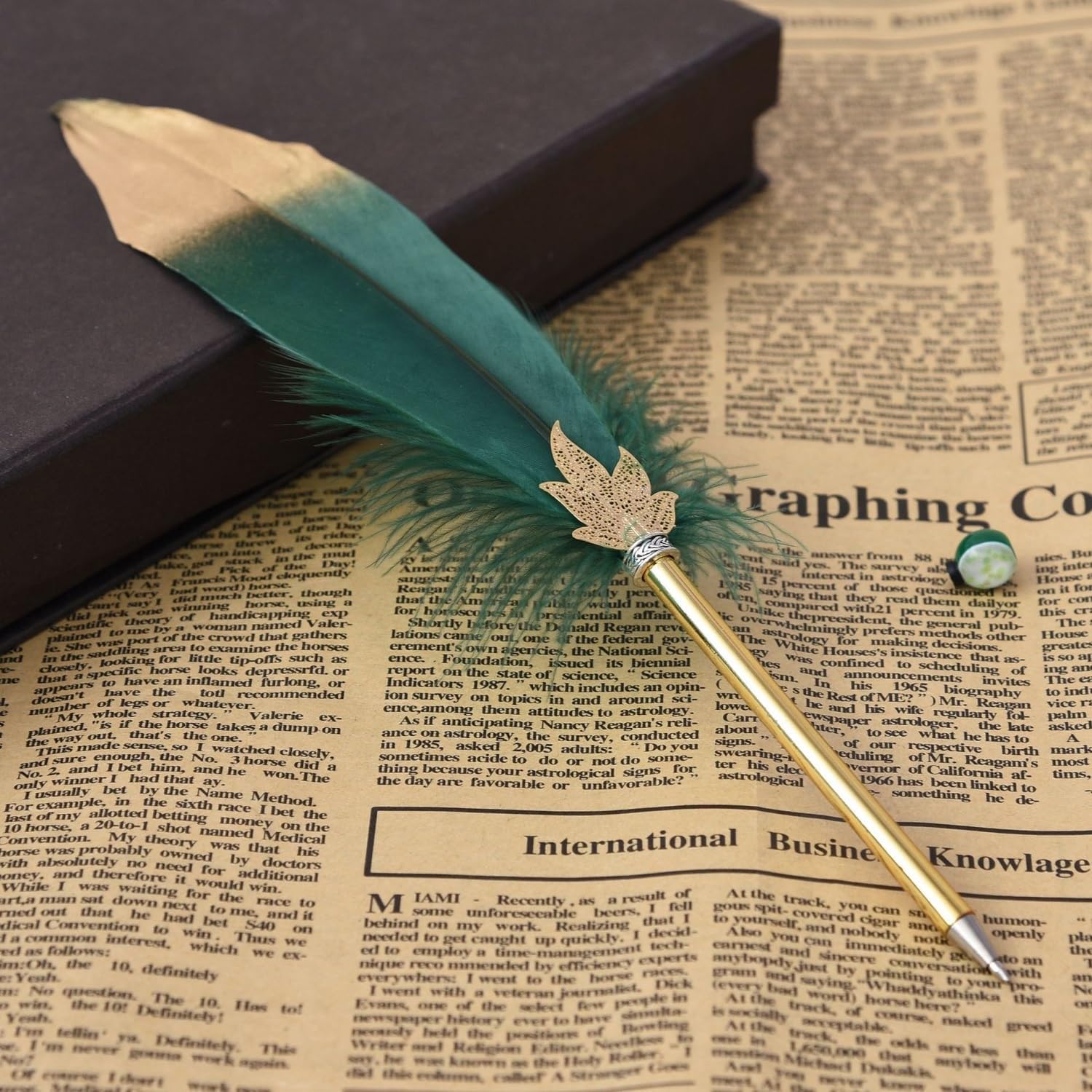 Quill Pen Vintage Feather Ballpoint Pen Refined Witchy Pen for Writing Signature or Gift Wedding Bridal (Dark green) темно-зеленого