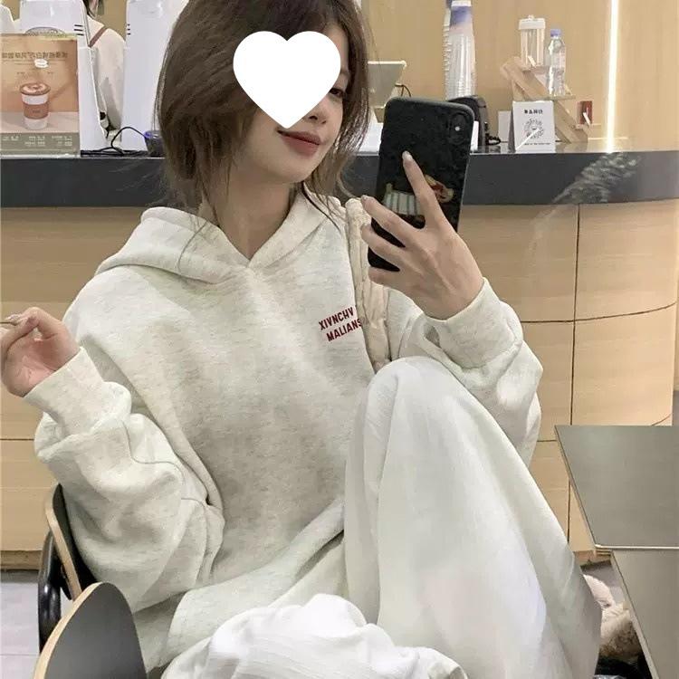 Heavyweight Women's Retro Trendy Letter Hoodie - Loose Fit, Plus Velvet, Autumn/Winter Jacket.