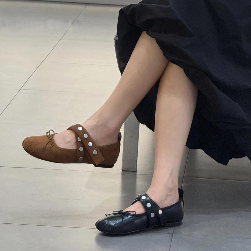 CHENGMEIZU autumn new retro tooling round head flat bottom rivet ballet Mary Jane shoes
