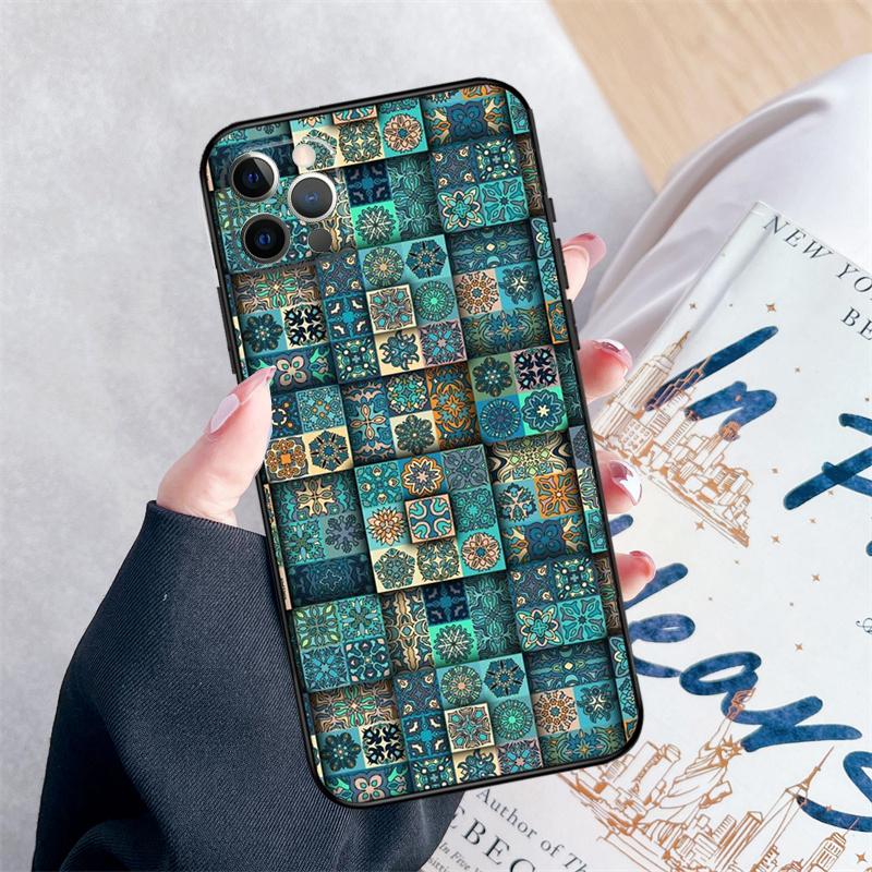Boho Tile Mosaic Aesthetic Phone Case For iPhone 16 Pro Max 11 12 13 Mini 14 15 Pro Max XR 15 16 Plus 16e Cover Coque