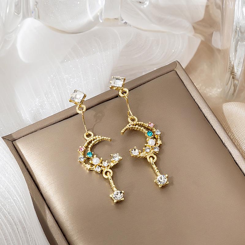 

Изящные серьги-подвески с лунной звездой, сверкающие серьги-капли с луной, длинные висячие серьги-гвоздики для женщин и девочек