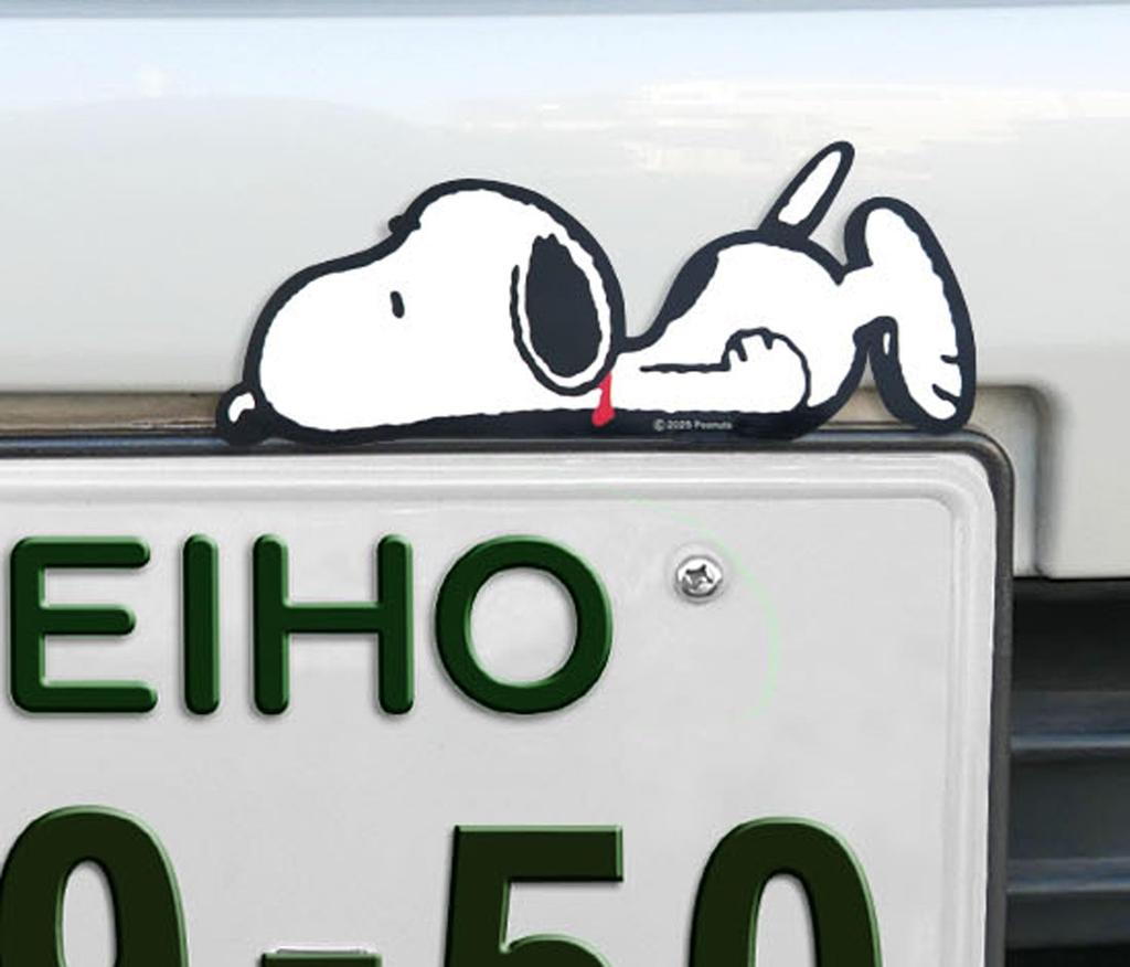SNOOPY License Plate Frame Decoration, Compatible with Vehicle Inspections, Cute, Stylish, Character Snoopy
