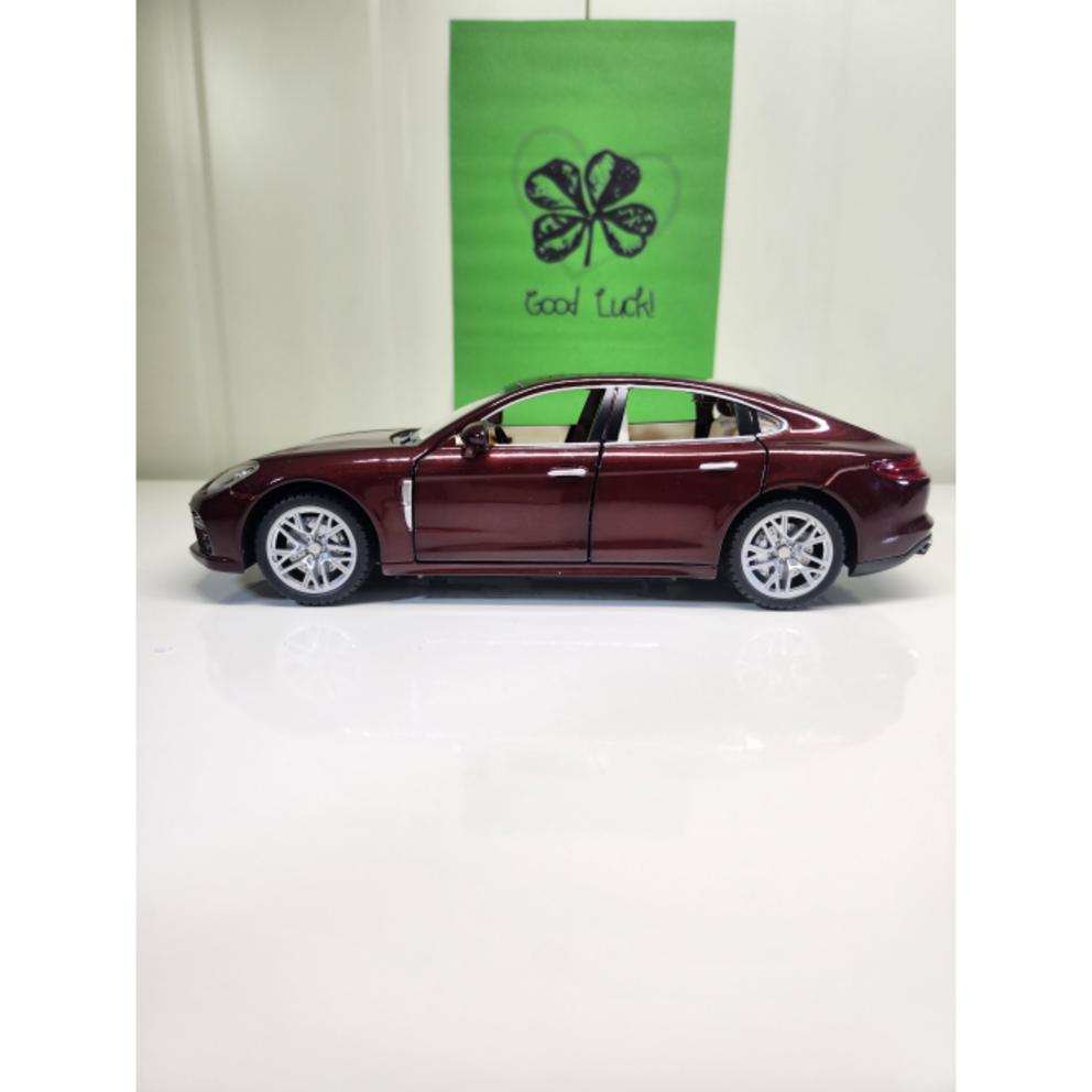 1:Mașinuță de Jucărie Model Diecast Scara 24 - Colecție Porsche, Volkswagen, Panamera, Ferrari (Maro)