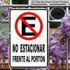 2D Flat Metal Aluminum Sign "No Parking" Spanish Area Compatible Front Door Sign, 8*12 Inches, Suitable for Home Decor, Retro Farmhouse Style, Garden