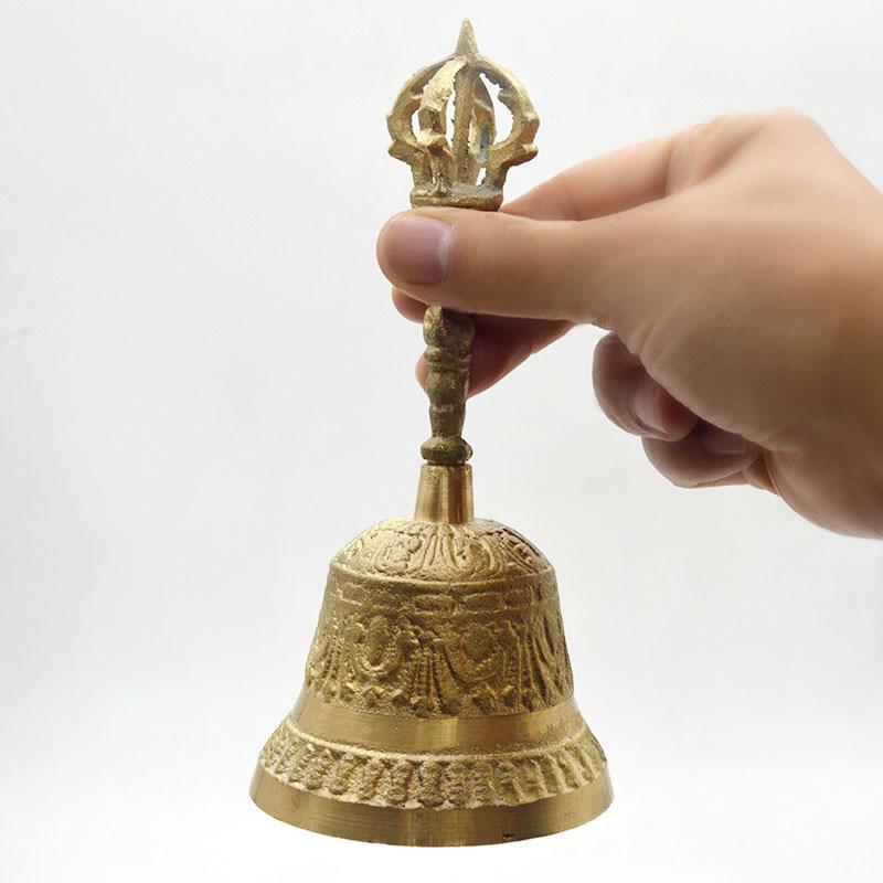 100% Messing Handarbeit Große Gravierte Handglocke Erzeugt Lauten und Klaren Klang Schule Meditation Kirche Bronze Glocke Kreatives Geschenk