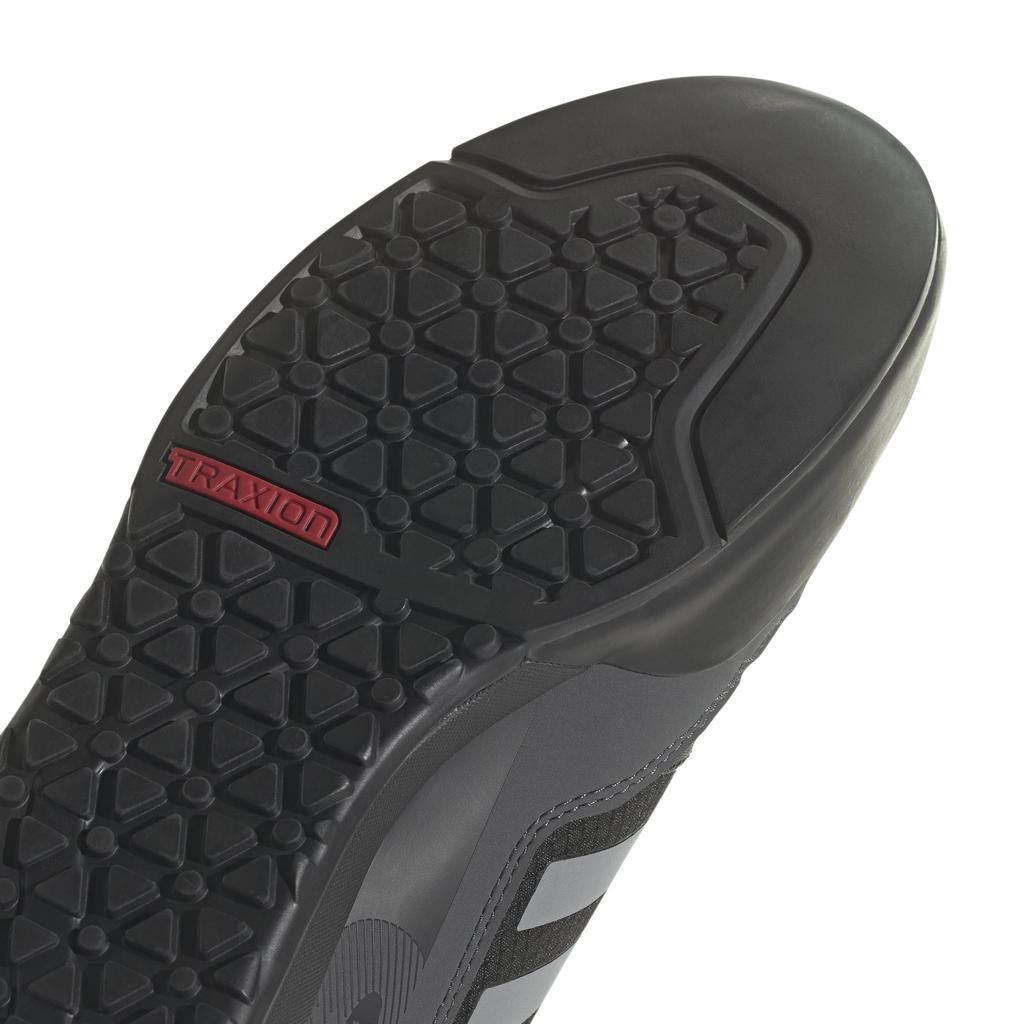 Herren-Trekkingschuhe adidas TERREX SWIFT SOLO 2 schwarz IE6901 Größe 42