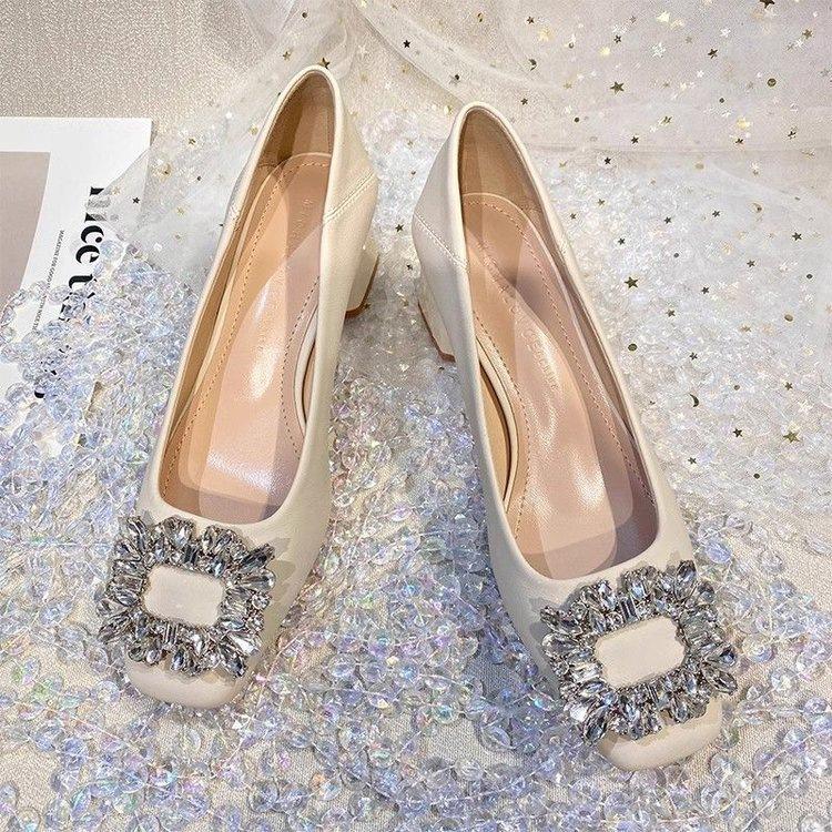 

French beige high heels women s 2025 spring and summer new soft leather commuting square head thick heel rhinestone temperament single shoes 40