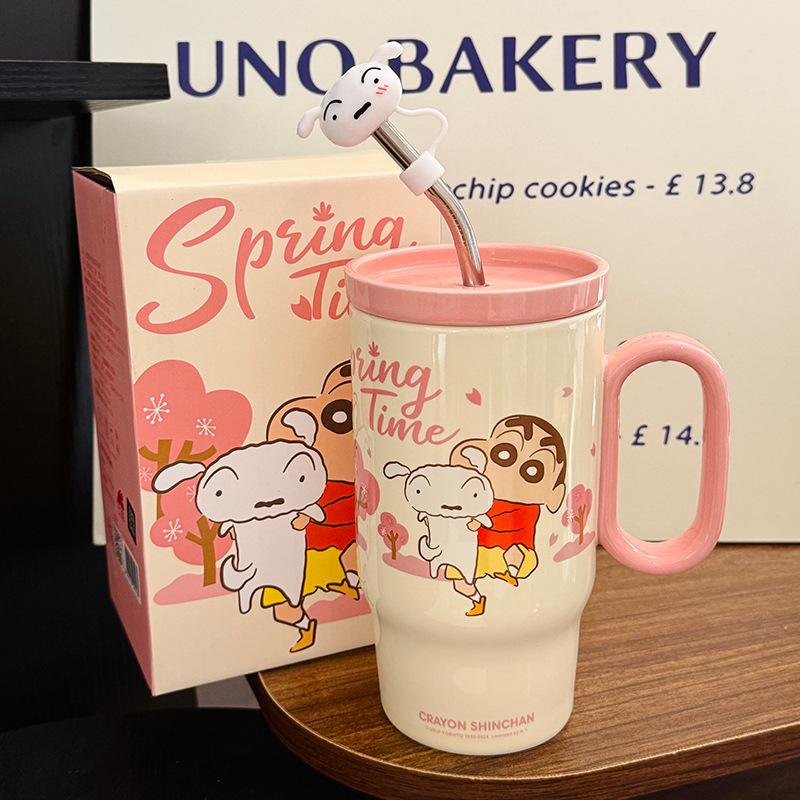 

Cute Mug Cartoon Crayon Shin-chan Ceramic Mug with Lid Large Capacity Girly Heart Straw Cup Souvenir 660ml