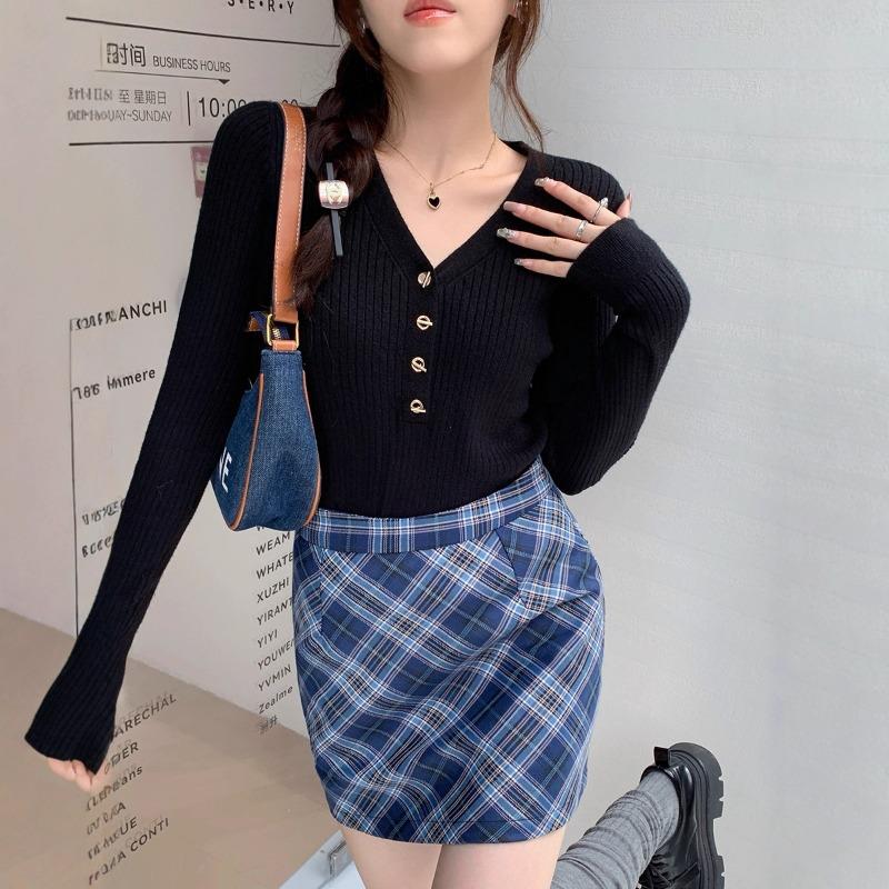V-neck Knitted Sweater Women's New Early Autumn Sweater Long-sleeved Bottoming Shirt High-end Autumn and Winter Wear Top