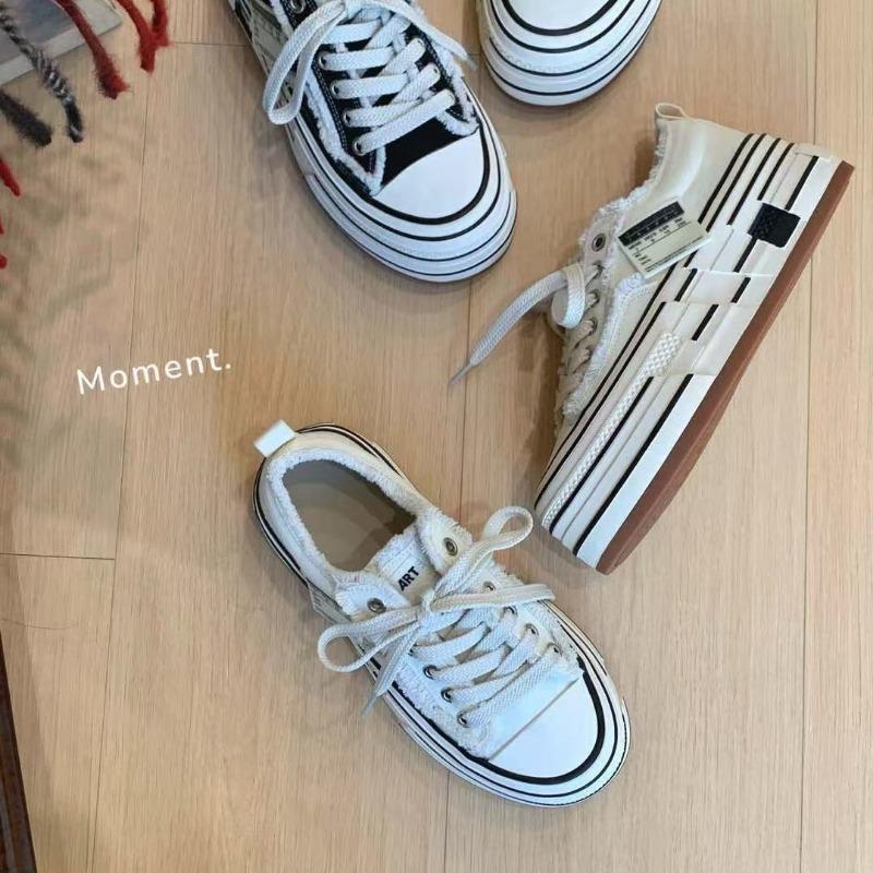 New thick-soled round head board shoes canvas shoes women's muffin little white shoes trendy brand