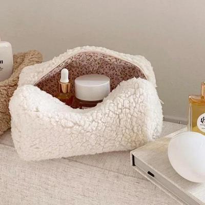 Borsa Cosmetica Piccola in Lana d'Agnello Carina Peluche Organizzatore Trucco Pochette Kawaii Astucci Borse da Viaggio Portamonete Domestico
