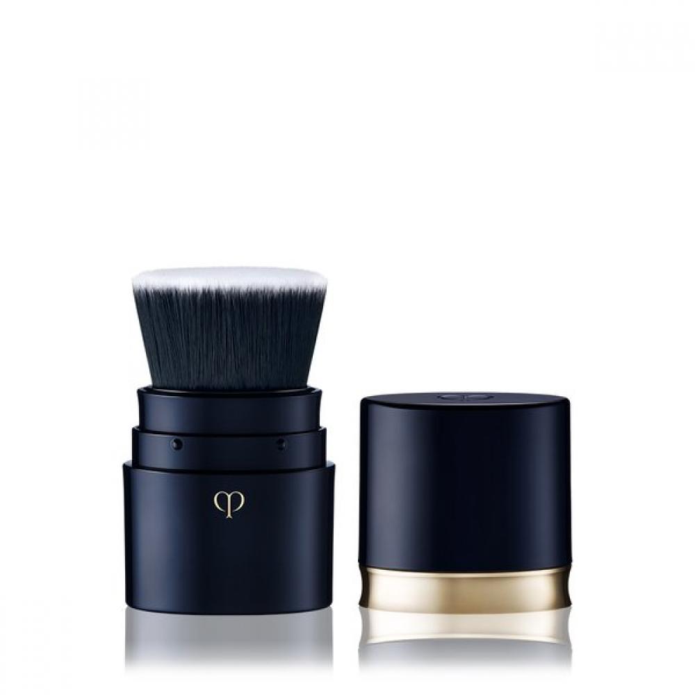 

Cle De Peau Beaute Portable Brush Single option