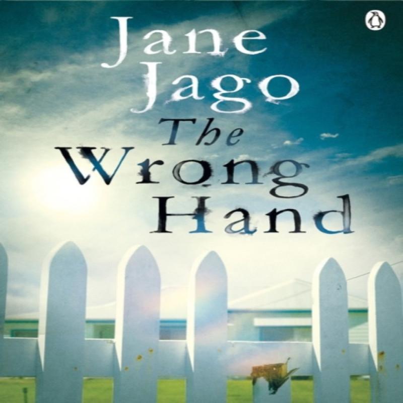 The Wrong Hand by Jane Jago Paperback Book 9781405920414
