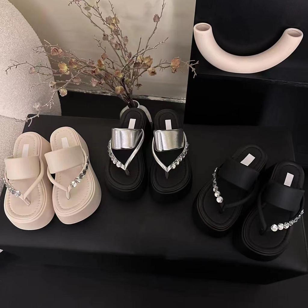 High Value Stepping On Shit 2025 New Flip-flops Rhinestone Versatile Comfortable Thick Sole Heightening 7CM Roman Sandals Women