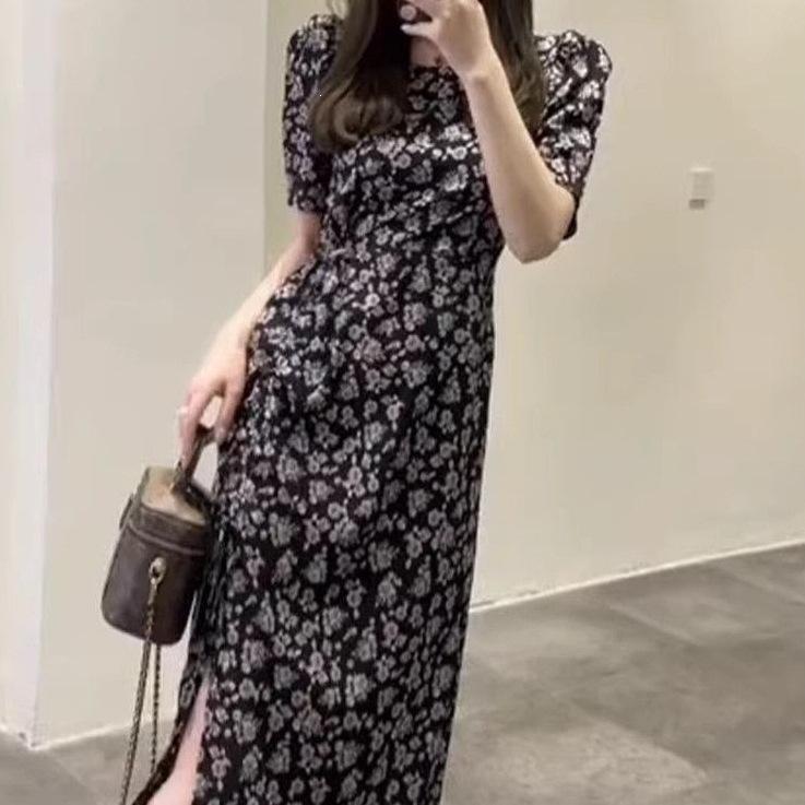 Coffee break bubble sleeve floral dress, high-end women's summer is popular this year, beautiful waist slim split dress