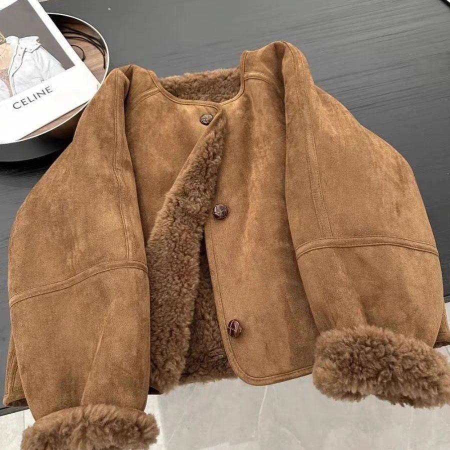 Maillard Brown Fur-Lined Coat: A Stylish High-End Piece for Late Autumn & Early Winter
