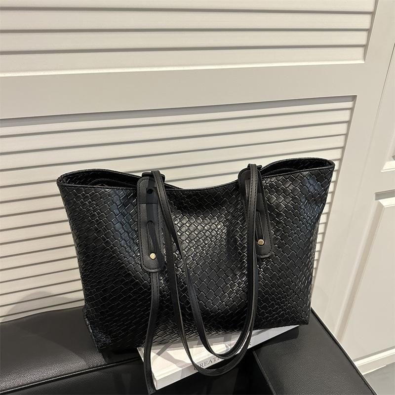 Retro woven large-capacity bag women's 2025 autumn new Korean version fashion tote bag versatile underarm bag shoulder bag