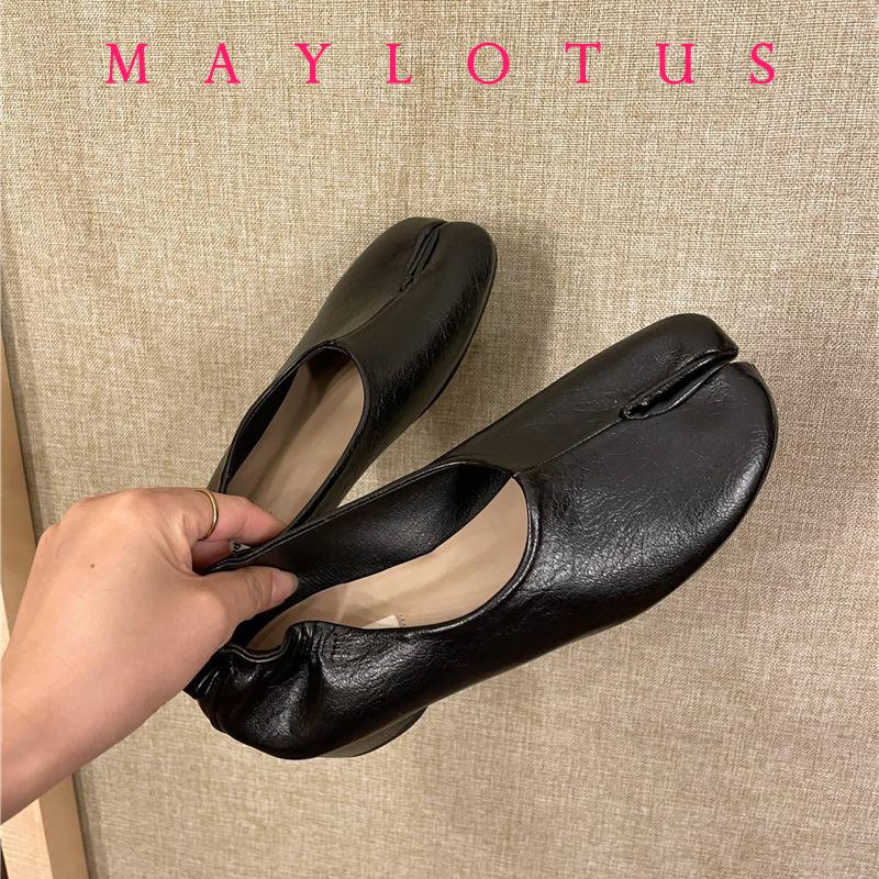 

2025 Дизайнерские туфли Tabi Shoes Ninja 5 см каблук женские разрывные матовые кожаные мокасины с раздельным носком женские туфли свиные рысаки лоферы 39 чёрный