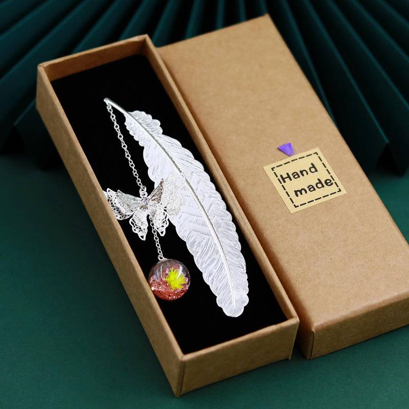 Classical Chinese Style Cicada Wing Metal Feather Bookmark with Leaf, Butterfly, and Dried Flower Accents