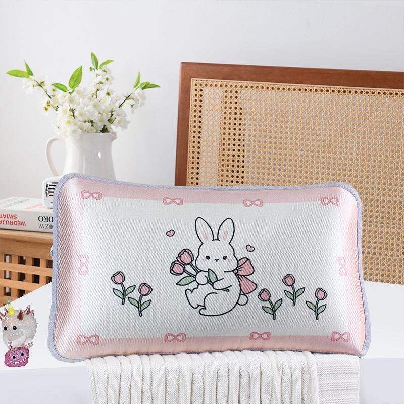 

Silk Summer Pillowcase for Kids - Anti-Mite, Soft & Comfortable 30x50 cm