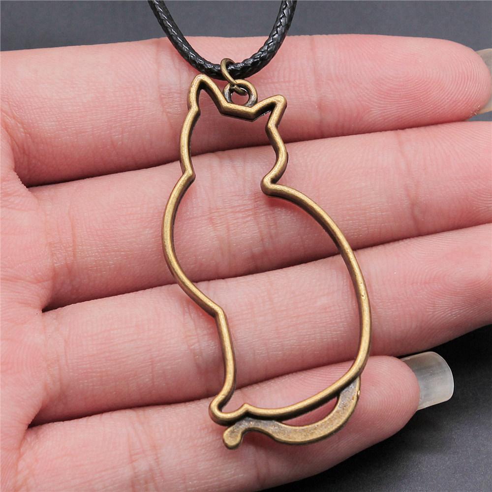 Pendentif Faune du Royaume Animalier Métal Bronze Antique Collier Ras-du-cou pour Femme Cadeau Mode