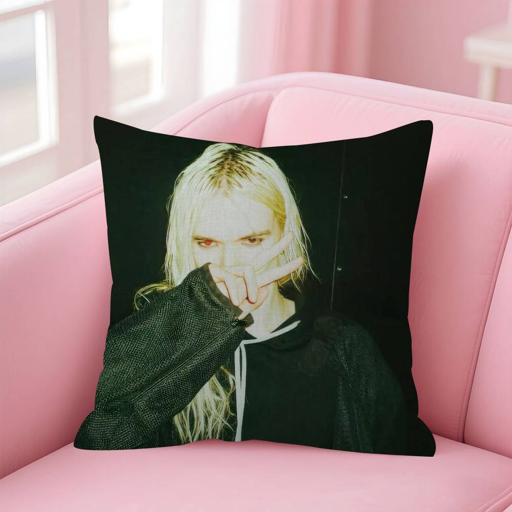 Rapper 2Hollis Star Album Double-Sided Printed Pillow Cover Short Plush Suitable Living Rooms Bedrooms Sofas Throw Cushion Cover