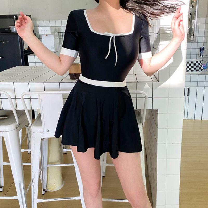 Womens Modest One-Piece Swimsuit With Built-in Pads Tummy Control Slimming Fit Black Size M L XL