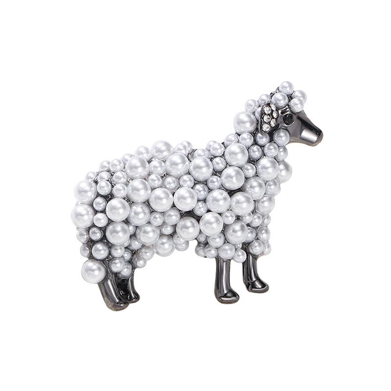 Sheep Brooch High-end Fashion Clothing Accessories Pendant Anti-light Buckle Pin Animal Lamb Pearl Corsage