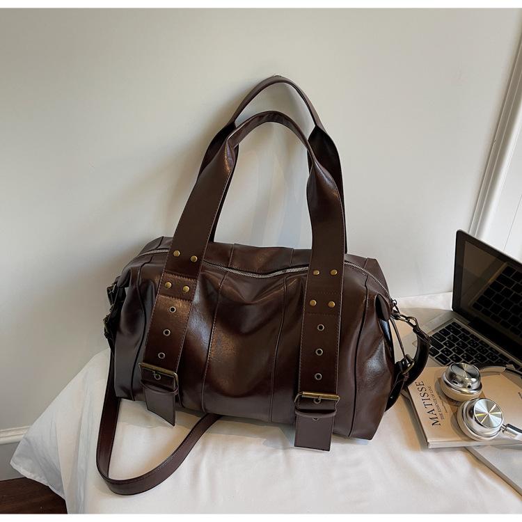 

Large capacity fashionable retro tote bag women s 2025 new trend belt personalized versatile shoulder messenger bag темно-коричневого