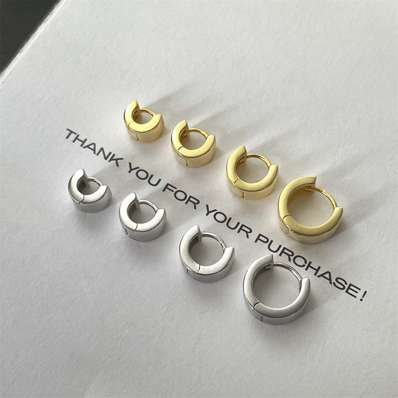 2025 Neuankömmling Zinklegierung Farbe Runde Creolen für Frauen Minimalistische Metall Breite Kreis Knorpel Ohr Schnalle Zirkon