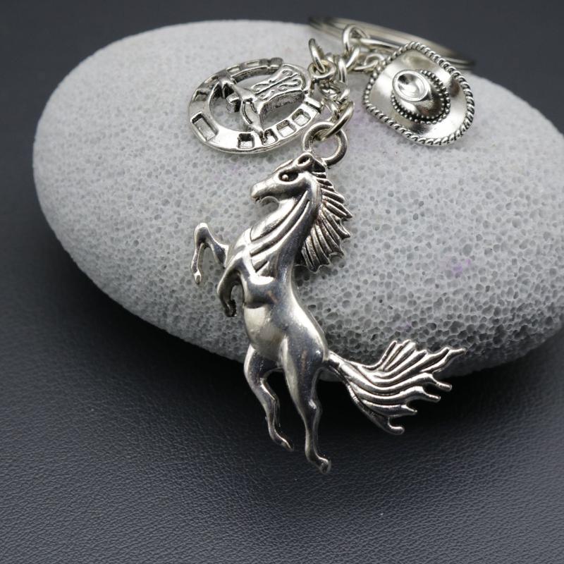 1Pc Sporty Western Cowboy Hat Boots Horse Keychain Men'S Key Chain Bag Pendant Charm Key Ring