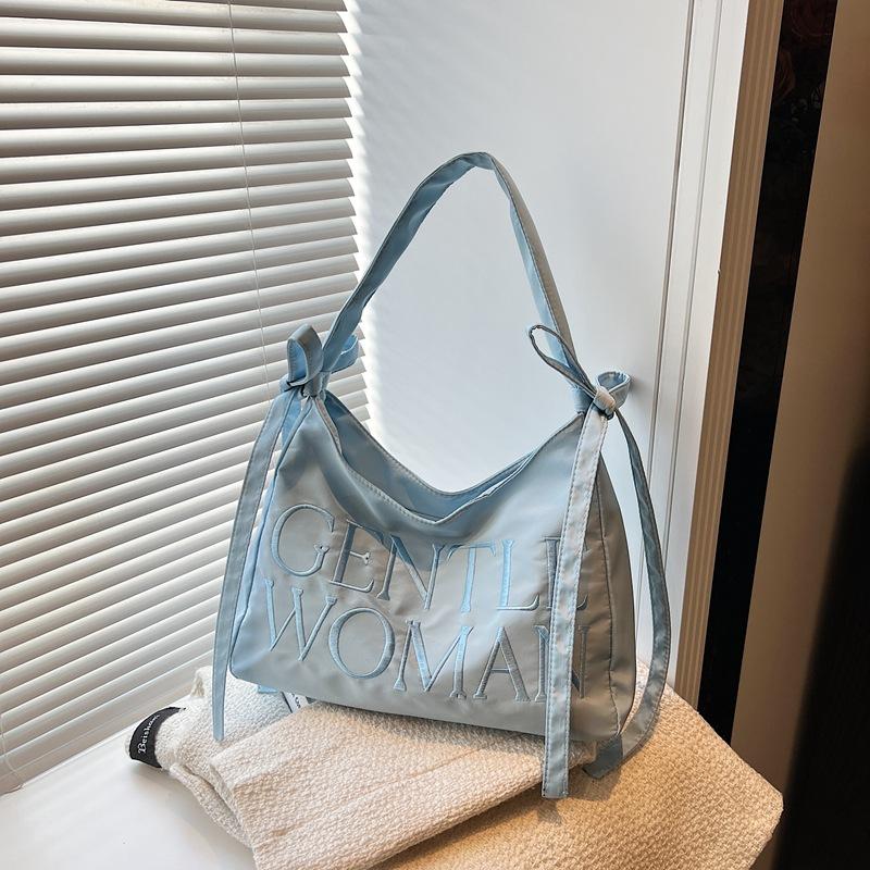 

Нишевая сумка высокого класса женская новая нейлоновая сумка-тоут сумка для бенто универсальная на плечо подмышку синий