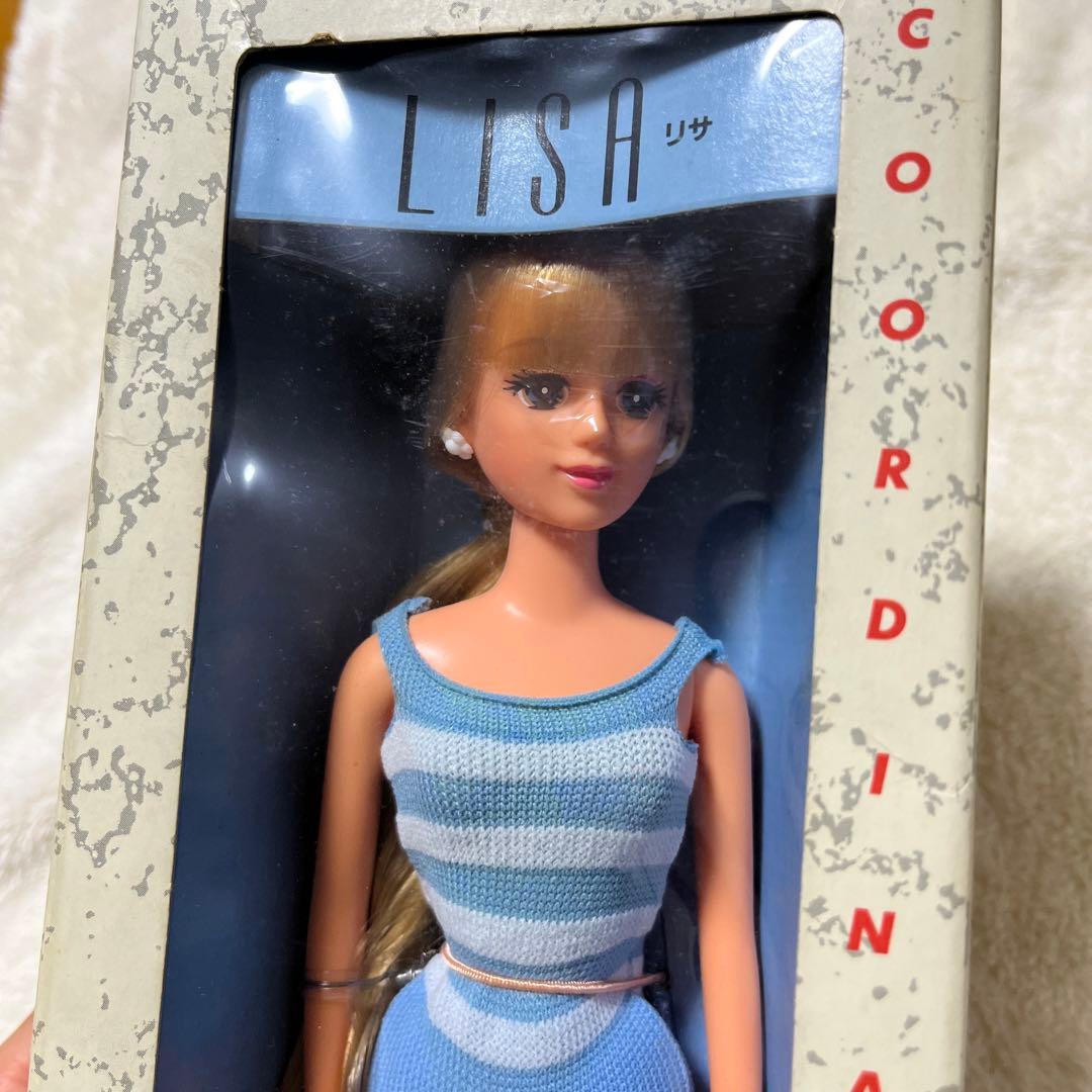 

[Б/У] Клуб Лизы Дженни