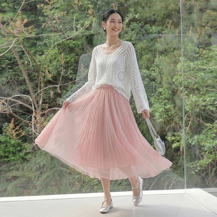 Feiyuan Women's Versatile Pleated Mesh Midi Skirt - Early Spring, Breathable, Large Hem, Commuter Style.