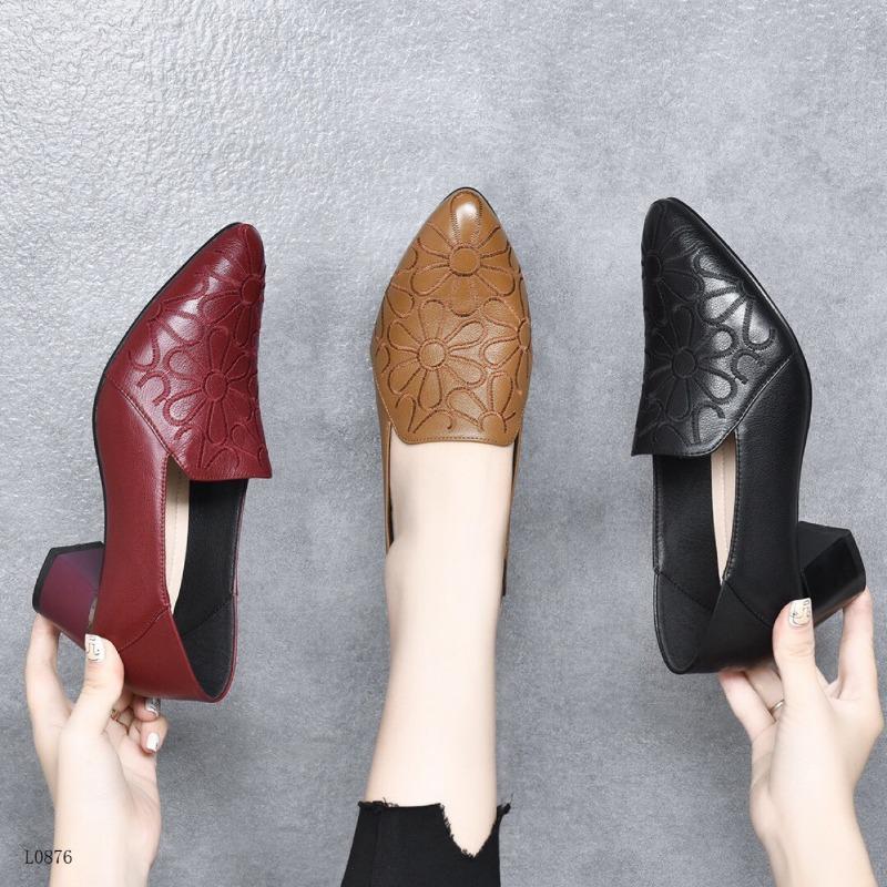 Spring and Autumn Deep-mouthed Pointed Mid-heel Fashion Mid-heel Work Shoes Wedge Embroidered Single Shoes Women