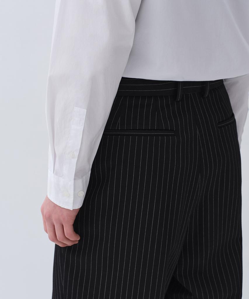 MUSINSA STANDARD Striped Extra Wide Two-Puck Hidden Elastic Waist Slacks [Black]