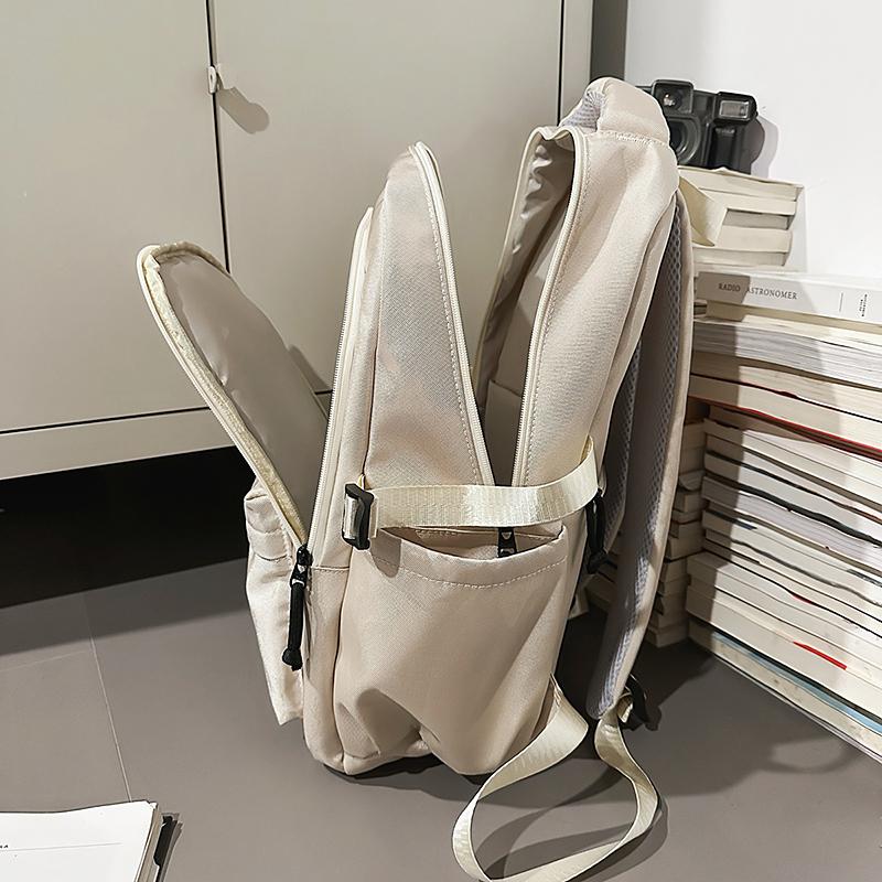Large Capacity Backpack Junior High School Student Lightweight Schoolbag Travel Backpack