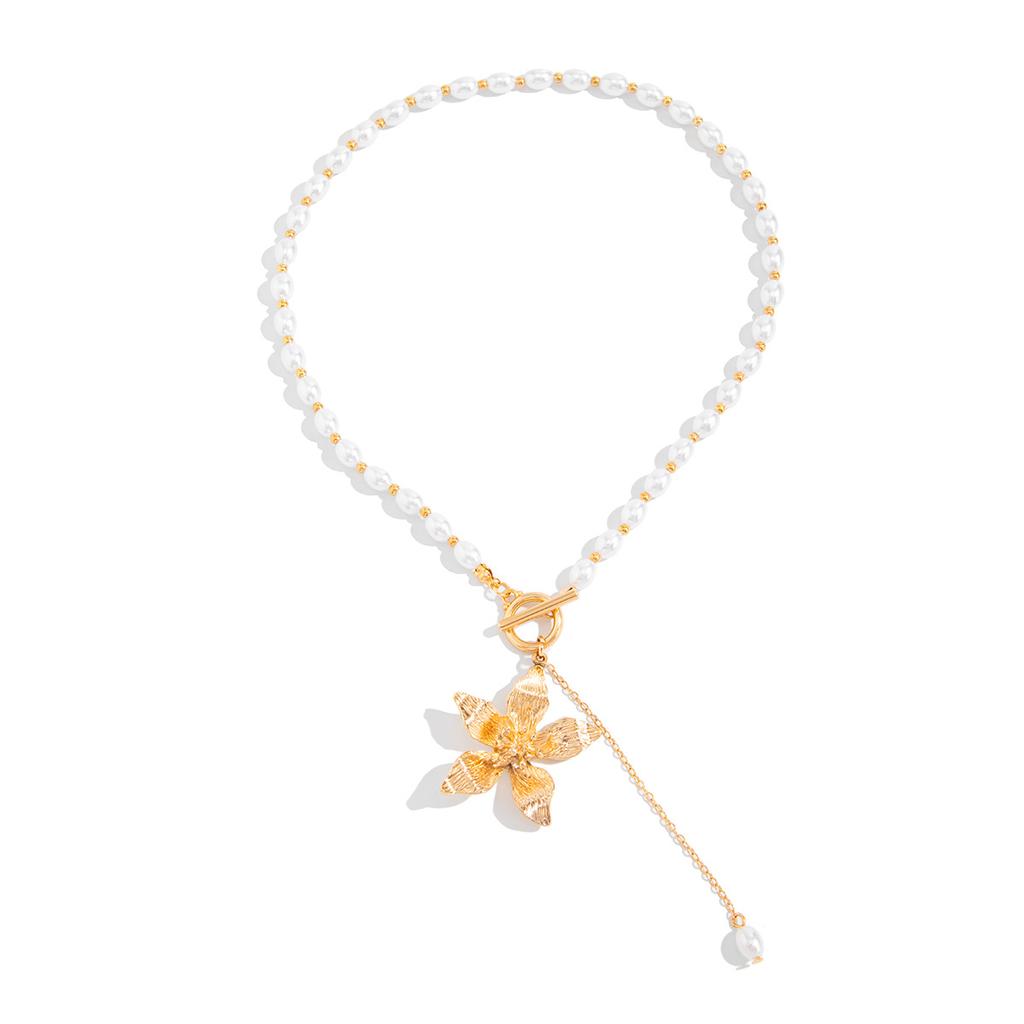 Imitation Pearl Choker Necklace Women Flower Pendant Aesthetics Jewelry Gift