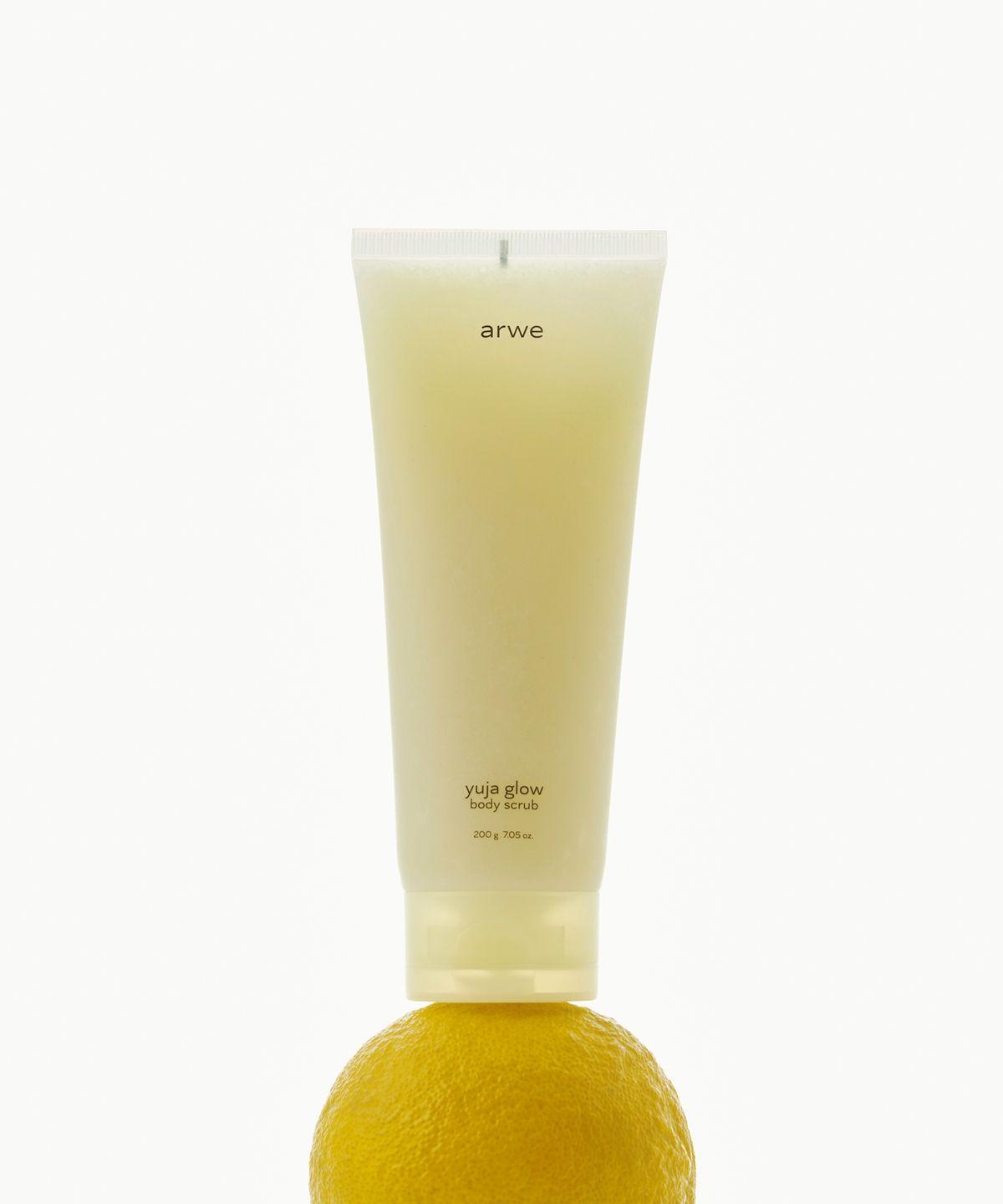 Yuja Glow Body Scrub